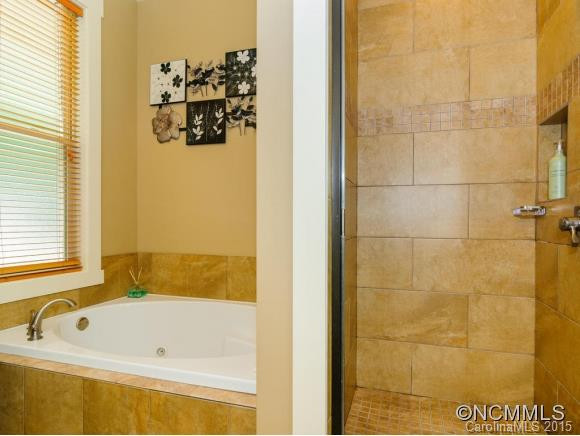 137 Laurel Loop - Photo 16