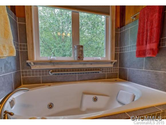 914 Grays Road - Photo 19