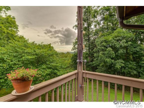 914 Grays Road - Photo 6