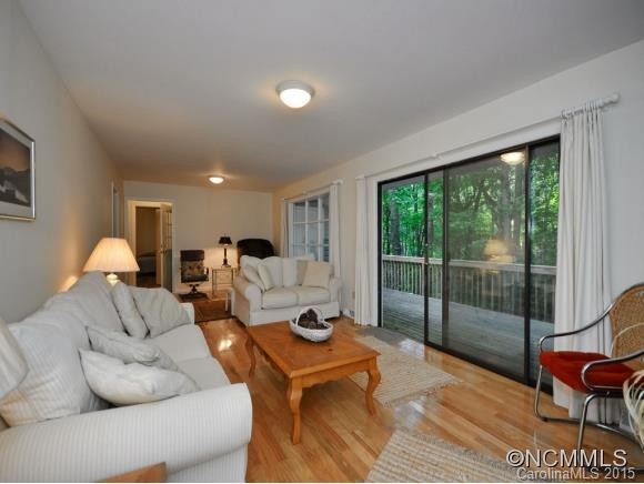 1591 Campbell Drive - Photo 5
