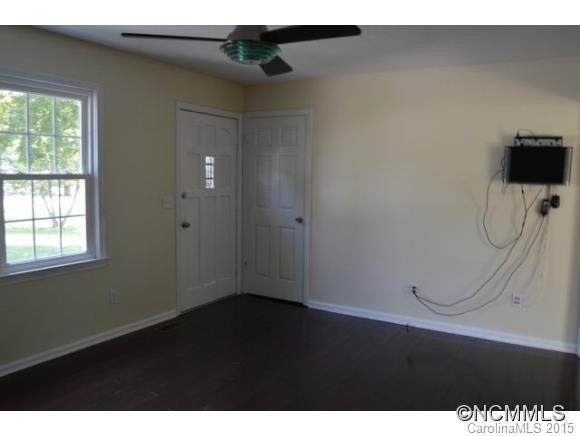 2047 Old Highway 10 East - Photo 10