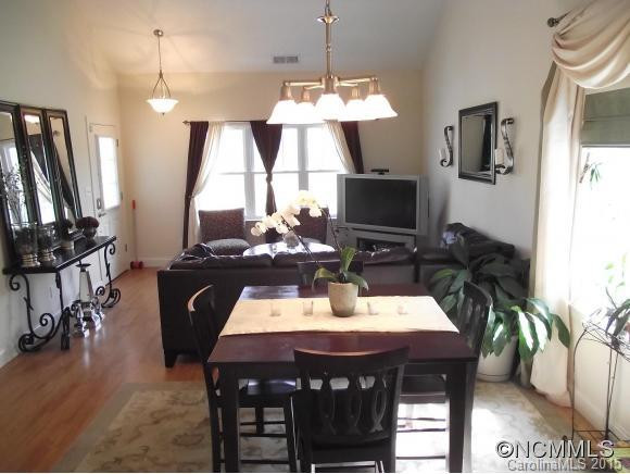 37 Fox Briar Drive - Photo 4