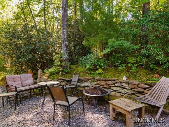4 Blue Bird Lane - Photo 2