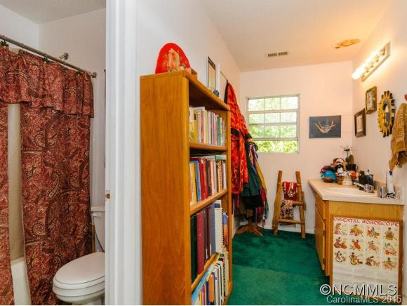 4 Blue Bird Lane - Photo 13