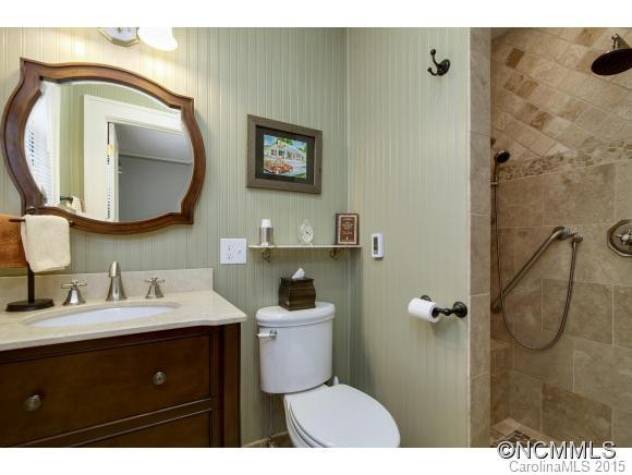 1621 Ridgewood Boulevard - Photo 8