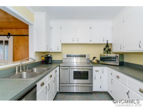 1 Plymouth Circle - Photo 12