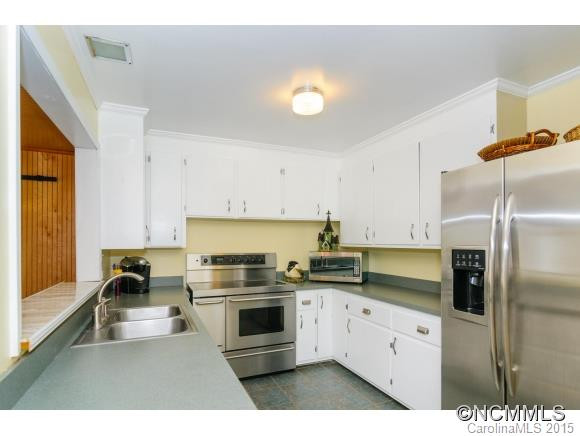1 Plymouth Circle - Photo 14