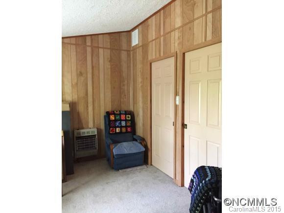 115 Sleepy Forest Drive - Photo 8