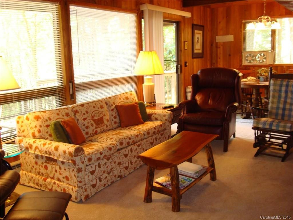 430 Oakridge Lane - Photo 4