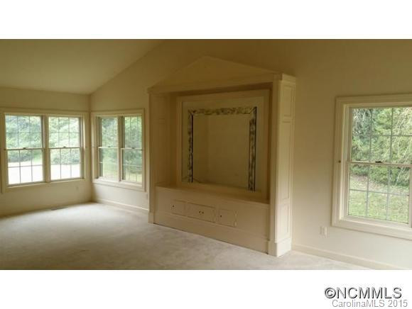 3850 Haywood Road - Photo 11