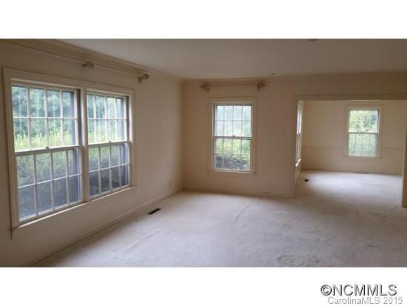 3850 Haywood Road - Photo 9