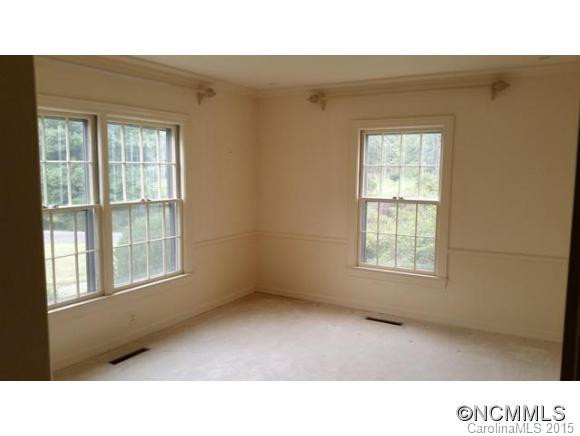 3850 Haywood Road - Photo 10