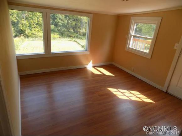 216 E Oakview Road - Photo 11