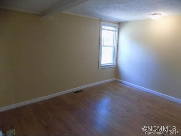 216 E Oakview Road - Photo 12
