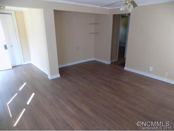 216 E Oakview Road - Photo 8
