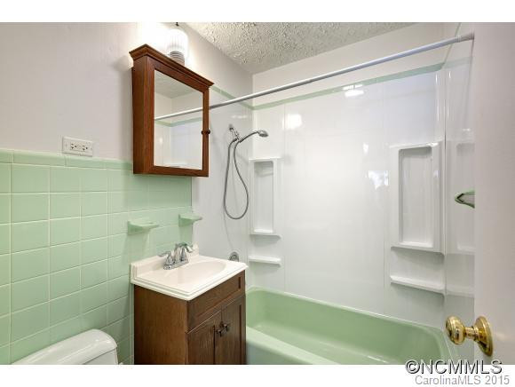 147 Lakewood Drive - Photo 16