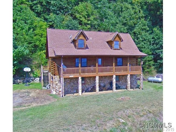 1205 Spring Valley Road