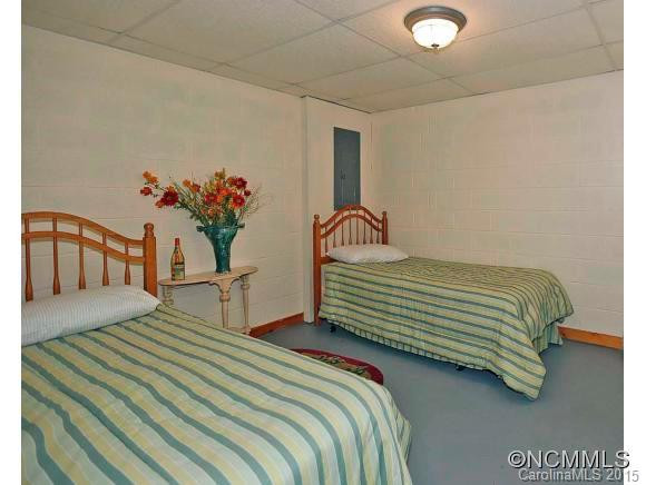 1205 Spring Valley Road - Photo 17