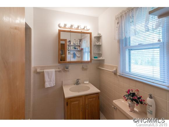 115 Emmas Grove Road - Photo 10
