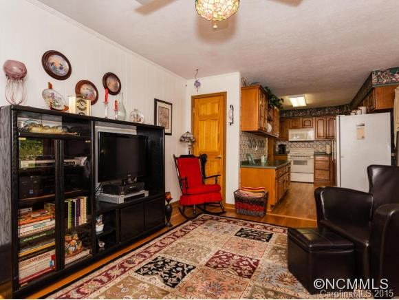 1080 Riceville Road - Photo 12