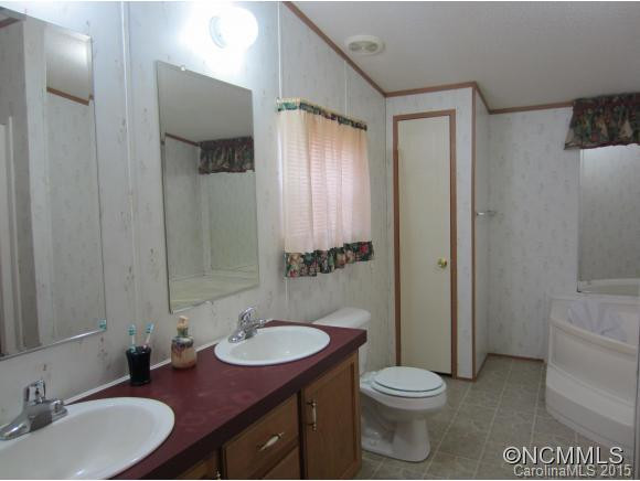 3 Shadow Oaks Drive - Photo 11