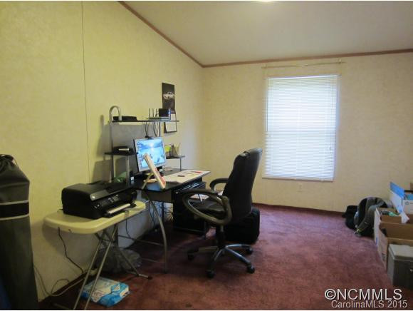 3 Shadow Oaks Drive - Photo 10