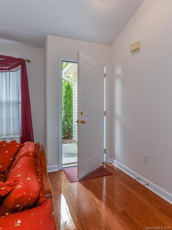 1 Olde Covington Way - Photo 3