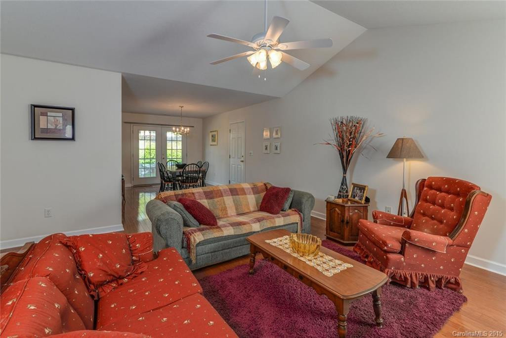 1 Olde Covington Way - Photo 4
