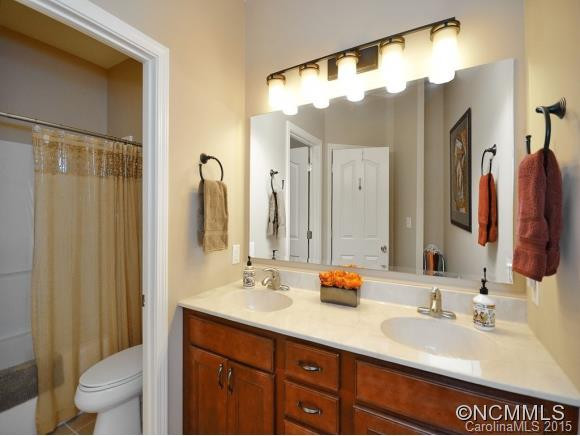 142 Woodburn Drive - Photo 15