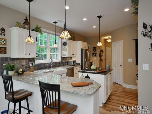 142 Woodburn Drive - Photo 7