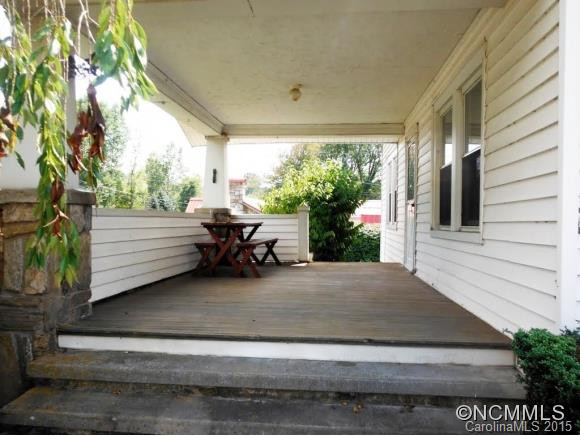 21 Miami Drive - Photo 2