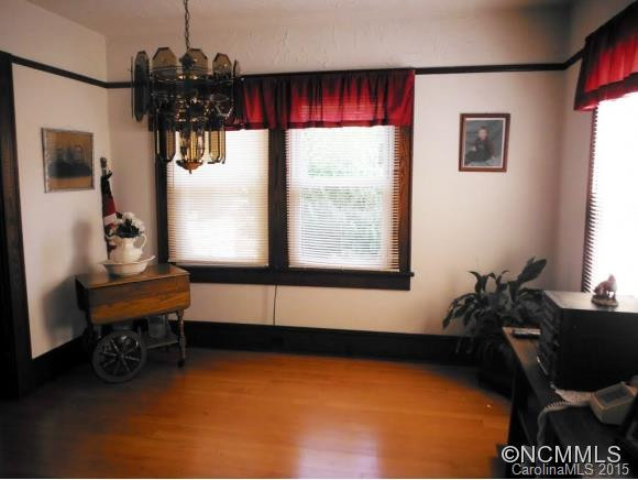 21 Miami Drive - Photo 4