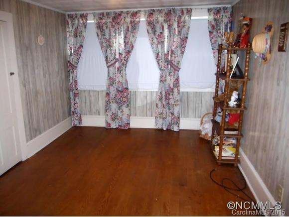 21 Miami Drive - Photo 8