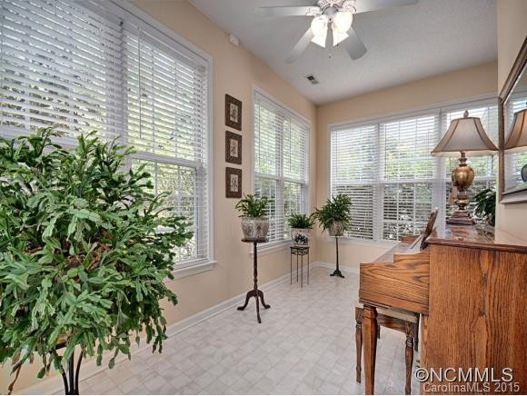 208 E Farm Creek Road - Photo 5