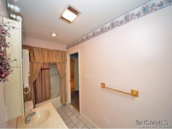 238 Pharoah Drive - Photo 12
