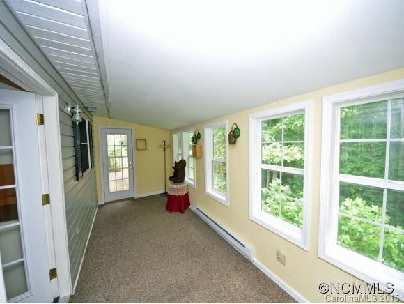 238 Pharoah Drive - Photo 10