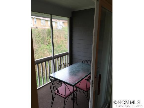2804 Sagamore Lane - Photo 4