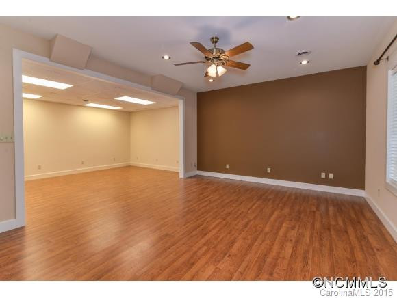 355 Rosewood Pl - Photo 11