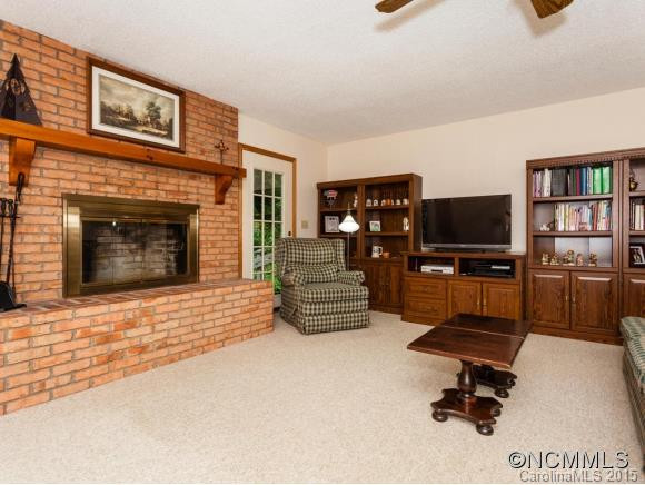 207 Summersweet Lane - Photo 3