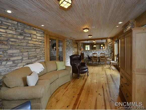 205 Lenoir Circle - Photo 3