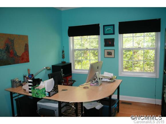 140 Coral Drive - Photo 5