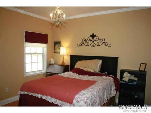 140 Coral Drive - Photo 6