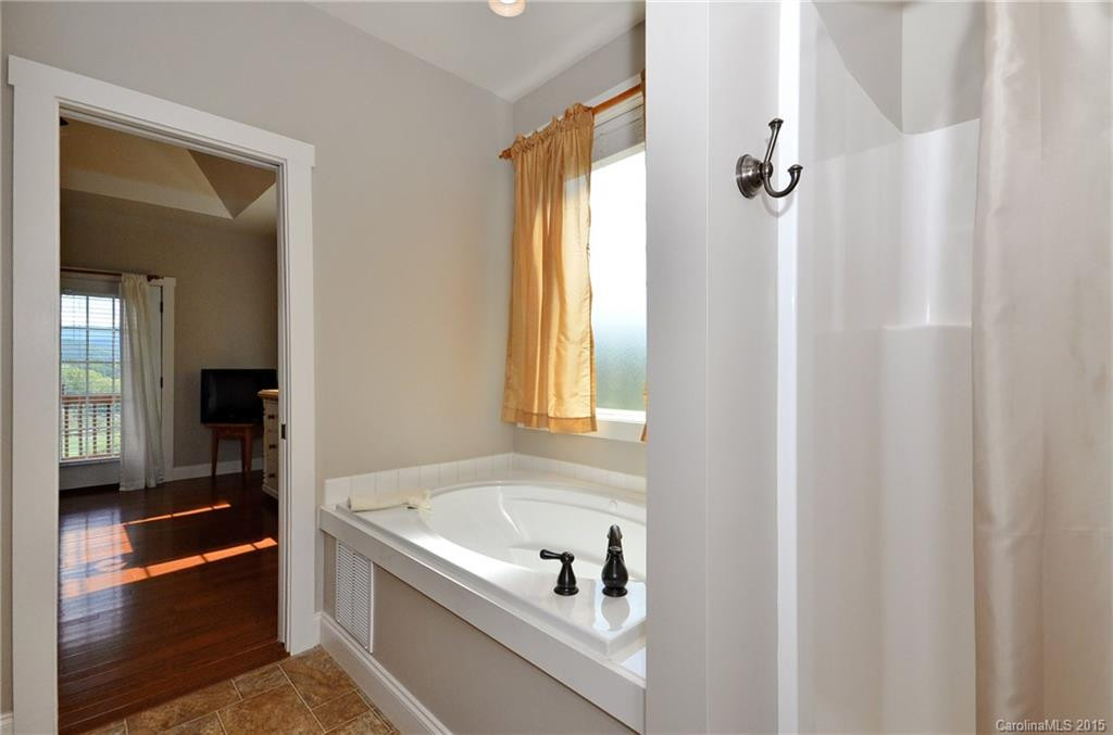 403 Winfield Drive - Photo 11