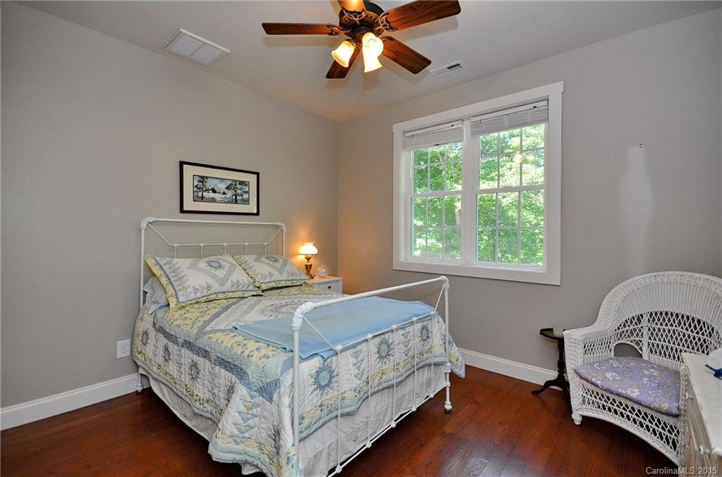 403 Winfield Drive - Photo 14