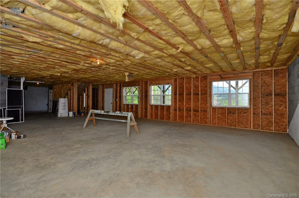 403 Winfield Drive - Photo 17