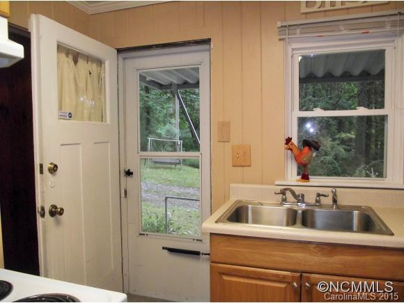 182 Twin Springs Road - Photo 10