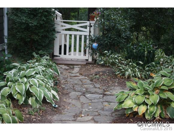 2 Chadwick Lane - Photo 2