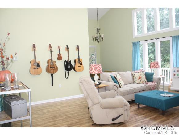 2 Chadwick Lane - Photo 3