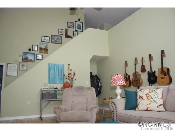 2 Chadwick Lane - Photo 4