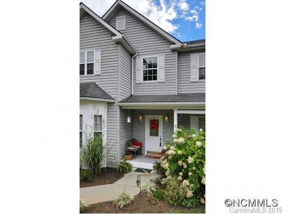 9 Hampton Drive - Photo 2